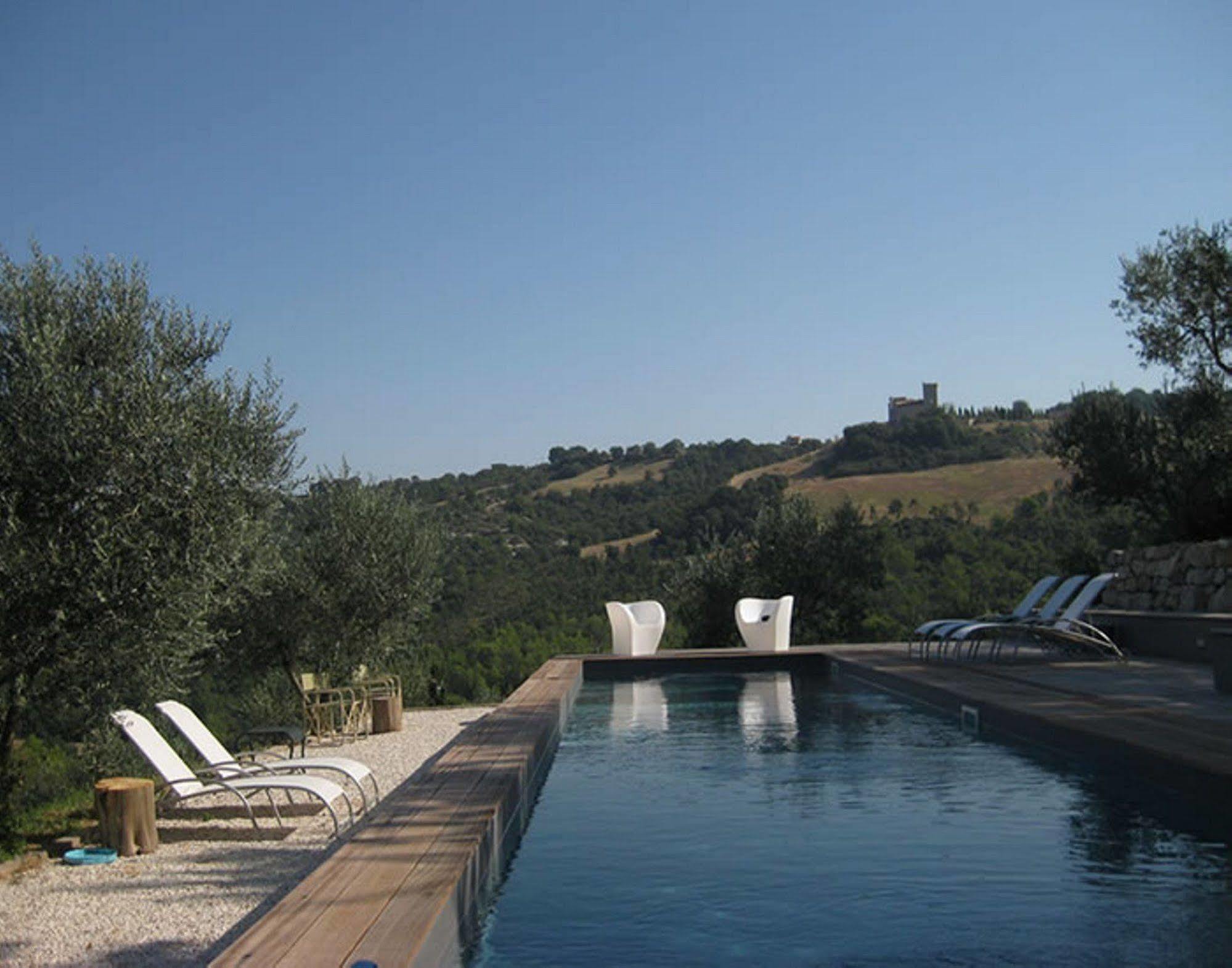 Aparthotel Torre Almonte Todi Exterior foto